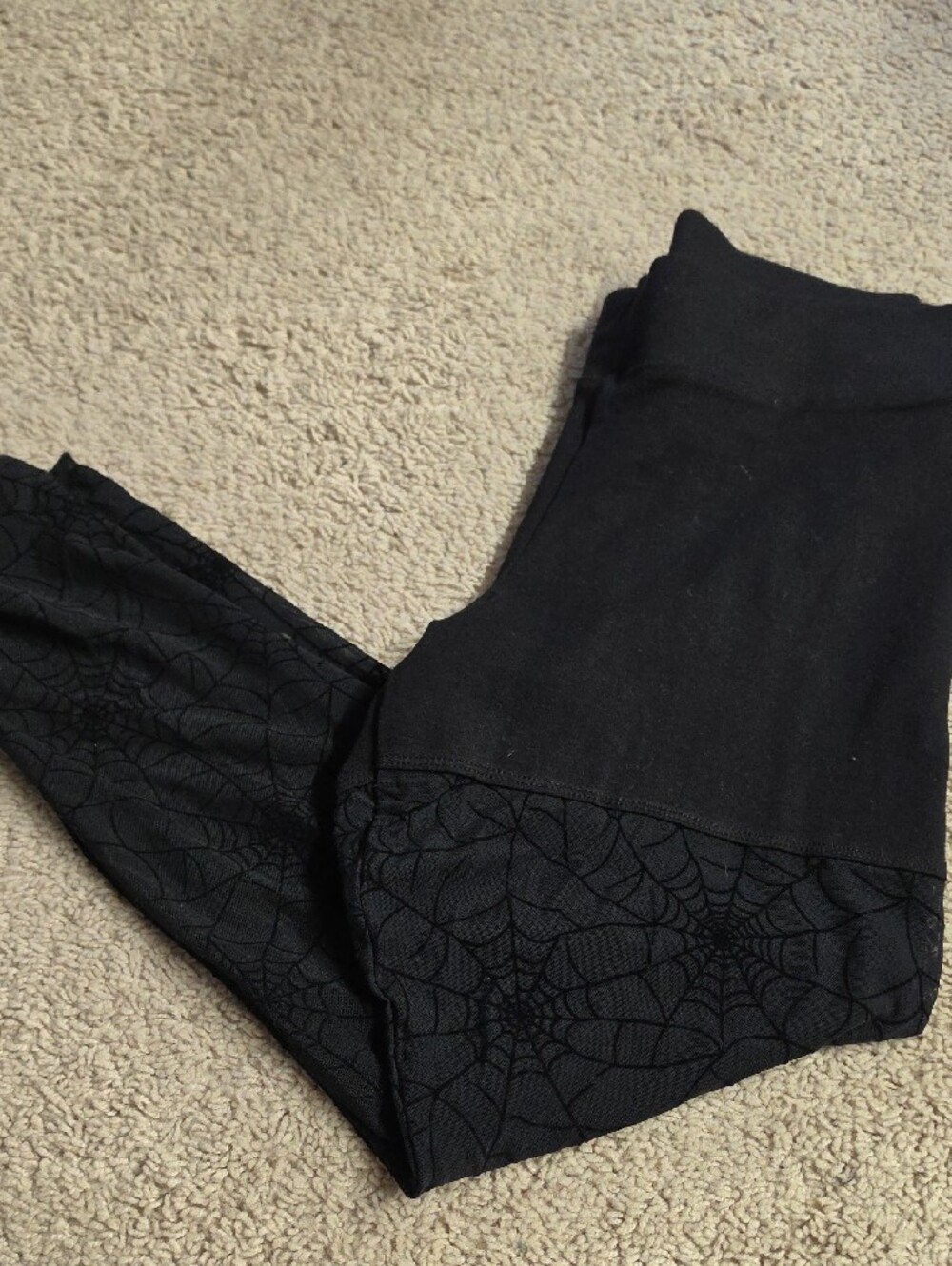 torrid Black Spiderweb Pattern Leggings Sz 0 L 12 - Picture 3 of 6